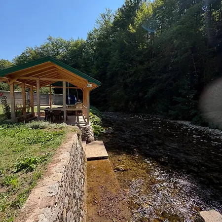 Riverstone House *