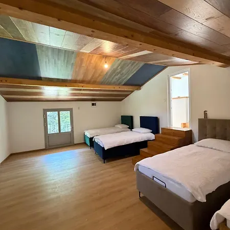 Riverstone House *